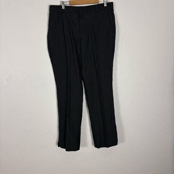 Nike Dri-Fit Black & Grey Zig Zag Patterned Golf Performance Pants - Picture 1 of 7